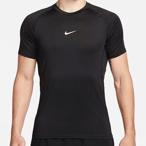 NIKE PRO Dri-FIT Slim Short Sleeve Top Black